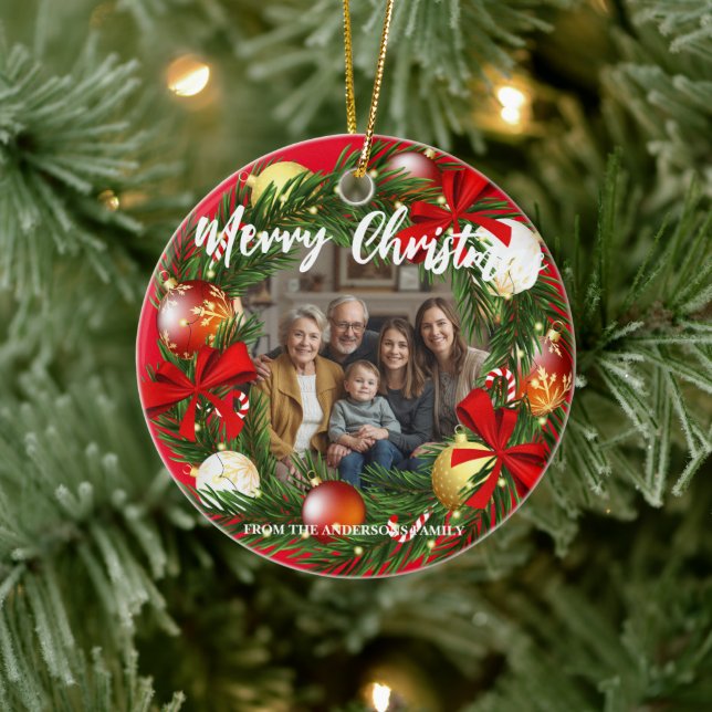 Ornamento De Cerâmica Merry Christmas Wreath Photo Personalized Family N (Árvore)