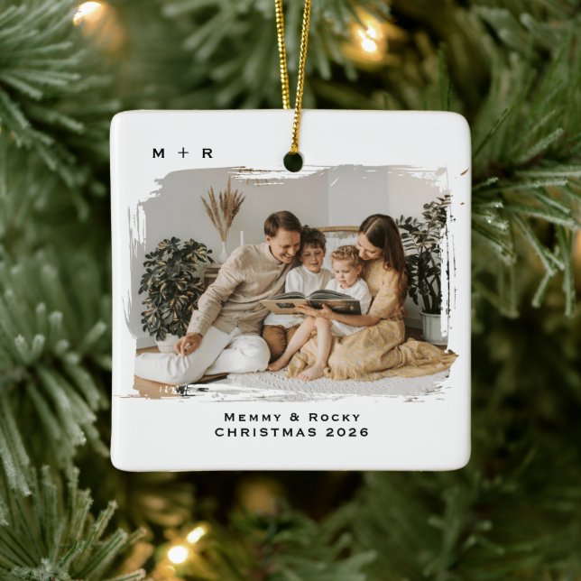 Ornamento De Cerâmica Modern Script Elegant Engagement Photo Keepsake (Árvore)