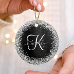 Ornamento De Cerâmica Monograma do Sparkle Preto com Glitter de Prata Pe<br><div class="desc">Personalize facilmente esse design de ornamento cerâmico elegante,  de tendência,  com brilho bonito prateado em um fundo metálico escovado preto.</div>