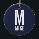 Ornamento De Cerâmica Monograma e Nome Personalizados em Negrito Moderno<br><div class="desc">Design de monograma preto e branco moderno com monograma personalizado e nome no estilo de fonte sans ousado moderno. Perfeito como moderno loft/minimalista acessórios de decoração doméstica nesta temporada de festas.</div>