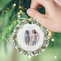 Muito Feliz Pine e Floral Photo Wreath