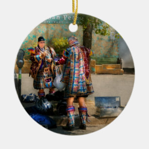 Ornamento De Cerâmica Música - Preparação dos mummers