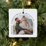 Ornamento De Cerâmica Natal da tipografia moderna<br><div class="desc">Abstrato gráfico moderno e mínimo de,  design de Natal. Negrito na design de tendência. Parte de uma coleção de férias.</div>