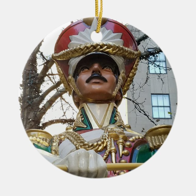 Ornamento De Cerâmica Natal em Rockefeller - Toy Solider (Frente)