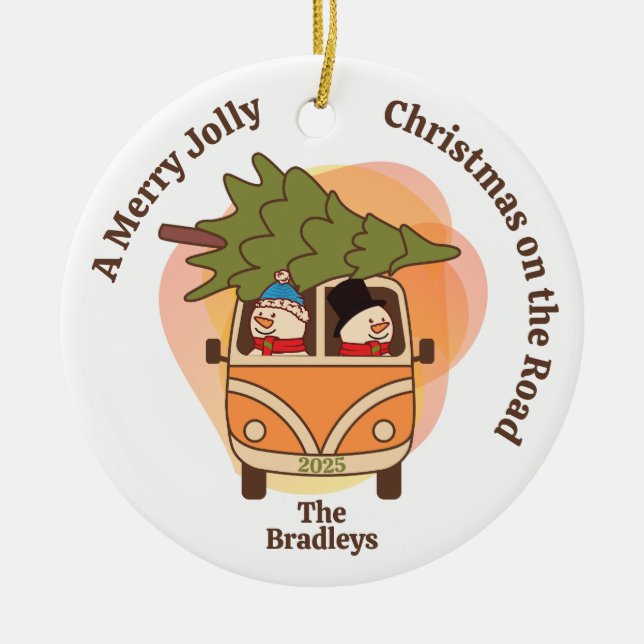 Ornamento De Cerâmica Natal em Rodovia Snowmen numa Van (Frente)