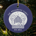 Ornamento De Cerâmica Náutica Blue Beach House White Family Name Nature<br><div class="desc">Transforme o seu decoro de férias com o nosso belo nome da família branca Náutica Blue Beach House Natureza Cerâmica Ornament! Adicione um toque de elegância costeira à sua árvore de Natal ou decoração caseira com este adorável ornamento personalizado. Feito de cerâmica de alta qualidade, esse ornamento apresenta uma textura...</div>