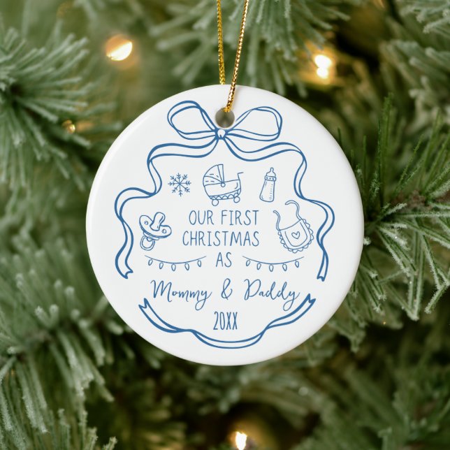 Ornamento De Cerâmica New Parents First Christmas Whimsical Blue Doodles (Árvore)