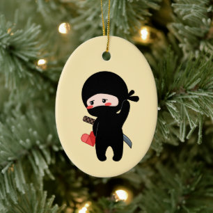 Ornamento De Cerâmica Ninja Tímido Corado Segurando Coração de Origami A