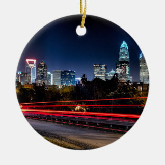 Ornamento De Cerâmica noite da skyline de charlotte North Carolina