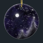 Ornamento De Cerâmica Noite estrelada de Winters - cena romântica de nev<br><div class="desc">Noite Silenciosa - cena romântica de neve de Feriado durante a manhã anterior enquanto a lua está brilhando sobre um cobertor de nova neve fresca.</div>