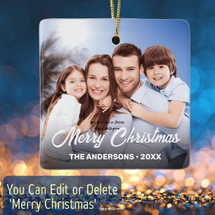 Ornamento De Cerâmica Nome de Foto da Família Script Elegante Feliz Nata