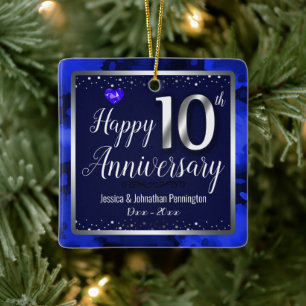 Ornamento De Cerâmica Nome Personalizado do Feliz 10º Aniversário de Cas