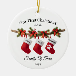Ornamento De Cerâmica Nossa Primeira Família de Natal dos Três com Cacho