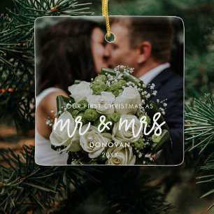 Ornamento De Cerâmica Nossa primeira foto de casamento de Natal