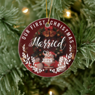 Ornamento De Cerâmica Nosso Primeiro Natal Casado - Ano Personalizado