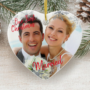 Ornamento De Cerâmica Nosso Primeiro Natal Casados c. Sua Foto - Coração