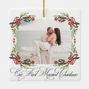 Ornamento De Cerâmica Nosso Primeiro Natal Casados Foto de Recém-Casad