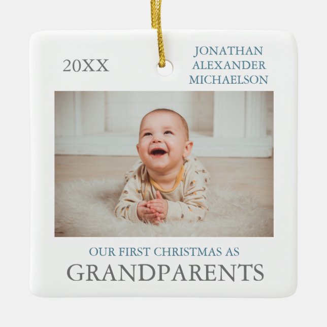 Ornamento De Cerâmica Nosso Primeiro Natal Como Avós (Frente)