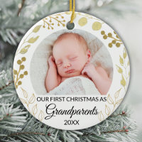 Nosso Primeiro Natal Como Avós Foto Dourada