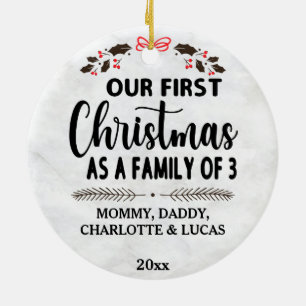 Ornamento De Cerâmica Nosso Primeiro Natal como uma família de 3 nomes p