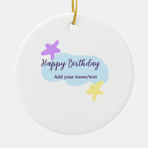 Ornamento De Cerâmica Nuvens azul pastel estrelas roxo feliz aniversário