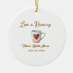 Ornamento De Cerâmica O amor está preparando caneca de café branca coraç