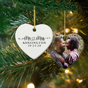 Ornamento De Cerâmica O Coração de Casamento Arrows, Sr. Newlywing Foto