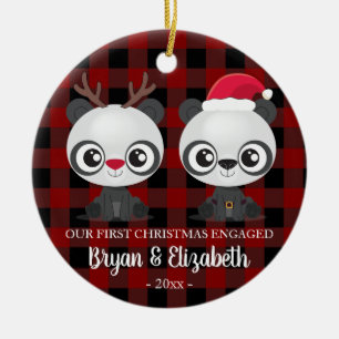 Ornamento De Cerâmica O Funny Pandas primeiro Natal engajou xadrez verme