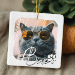 Ornamento De Cerâmica O moderno e simples nome e fotografia do som Legal<br><div class="desc">Esta design simples e moderna é composta por uma tipografia moderna e simples de escrita lúdica. Adicionar foto personalizada do seu gato ou gatinho</div>