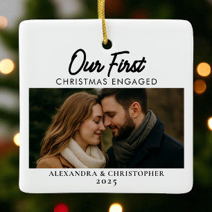 Ornamento De Cerâmica O nosso primeiro Natal engajado 2025 minimal moder
