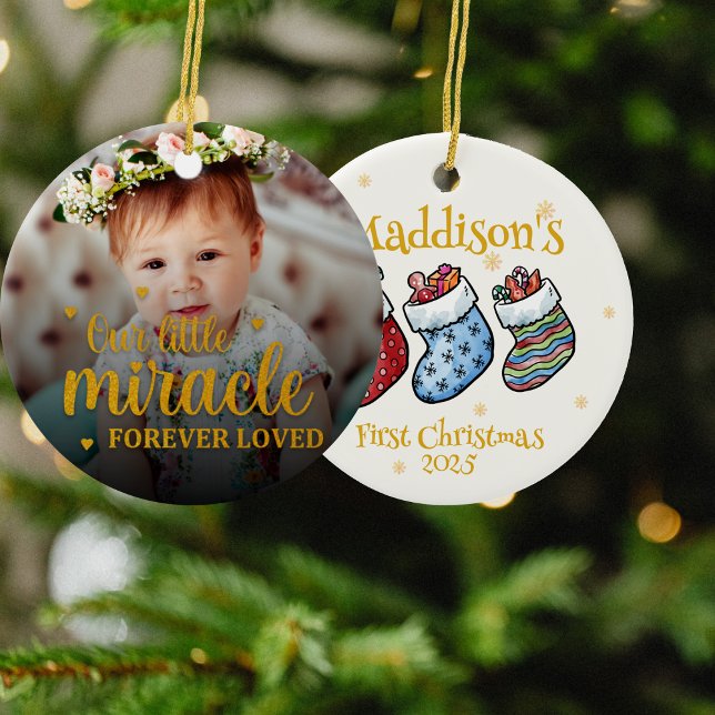 Ornamento De Cerâmica O Primeiro Natal do Nosso Pequeno Milagre, Para Se (Baby’s First Christmas Our Little Miracle, Forever Ceramic Ornament)