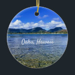 Ornamento De Cerâmica Oahu Beach Cove<br><div class="desc">Vista dos oceanos tropicais e da cordilheira de Ko'olau em Kailua,  na ilha de Oahu,  no Havaí.</div>