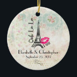 Ornamento De Cerâmica Ooh La La Paris Eiffel Tower Weding<br><div class="desc">Um ornamento personalizado de casamento com um adorável padrão de colheita com rosas esmaecidos e outros elementos decorativos. Camadas sobre o topo é uma ilustração da torre do Effel e Ooh La de lado. Uma impressão de batom rosa-quente deixada ao lado do famoso marco com o texto xoxo!</div>