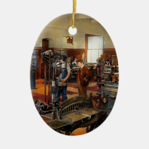 Ornamento De Cerâmica Operador - a maneira padrão 1915