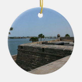 Ornamento De Cerâmica Opinião de St Augustine do forte para a ponte