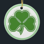 Ornamento De Cerâmica Oração Irlandesa<br><div class="desc">Um estilo celta com uma oração tradicional irlandesa ao redor do perímetro: Que a estrada se ergue para te conhecer. Que o vento esteja sempre nas suas costas. Que o sol brilhe quente sobre seu rosto, e que chuvas caem suaves sobre seus campos. E até nos encontrarmos de novo, que...</div>