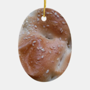 Ornamento De Cerâmica Pão de grão na prateleira de madeira, Comida saudá