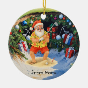 Ornamento De Cerâmica Papai Noel está jogando golfe no campo de golfe em