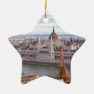 Ornamento De Cerâmica Parlamento húngaro Budapeste por dia