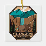 Ornamento De Cerâmica Parque Nacional de Yellowstone, Retro de Bison Mín<br><div class="desc">Trabalho de arte de vetor Yellowstone. O parque tem canyons dramáticos,  rios alpinos,  florestas exuberantes,  primaveras quentes e geysers,  incluindo a mais famosa,  a Velha Fiel.</div>