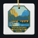 Ornamento De Cerâmica Parque Nacional Voyageurs Vintage<br><div class="desc">Voyageurs vetor trabalho de arte design. O parque cobrir uma vasta área e é conhecido pelas suas florestas,  cursos de água e enormes lagos Rainy,  Kabetogama e Namakan.</div>