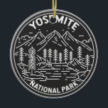 Ornamento De Cerâmica Parque Nacional Yosemite California Vintage Monoli<br><div class="desc">Yosemite vetor trabalho de arte design. O parque é famoso por suas gigantes sequoias antigas e para o Tunnel View,  a vista icônica da queda de Bridalveil e os penhascos granitos de El Capitan e Half Dome.</div>