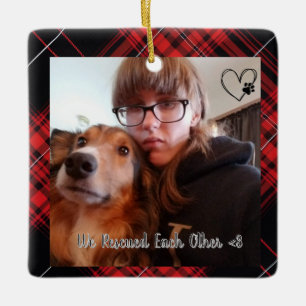 Ornamento De Cerâmica Personalizado Nós Resgatamos Um ao Outro o Natal