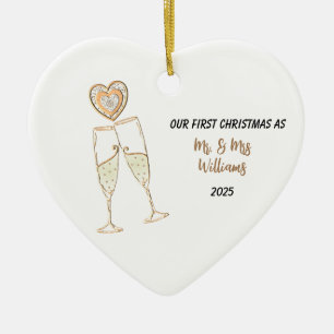 Ornamento De Cerâmica Personalize nosso primeiro coração e champanhe de