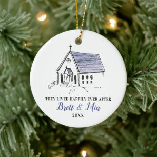 Ornamento De Cerâmica Personalized 1st Christmas Married Wedding Chapel