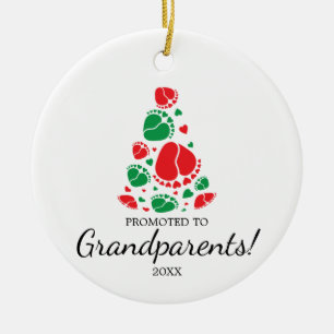 Ornamento De Cerâmica Pés-bebês formando árvore de Natal, primeiro Na