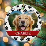 Ornamento De Cerâmica Pet Photo Christmas<br><div class="desc">Crie seu próprio ornamento personalizado de fotos personalizadas para animais de estimação nesta temporada de festas. Apresenta o plano de fundo do padrão de impressão de pata.</div>