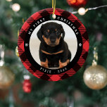 Ornamento De Cerâmica Pet Photo 'Meu Primeiro Natal' Natal Xadrez Natal<br><div class="desc">Celebre o Natal dos seus animais de estimação de 1rua com este adorável ornamento de fotos de cão/gato. Design apresenta um fundo tradicional de xadrez de buffallo vermelho,  uma fotografia do seu animal de estimação e o texto 'MY PRIMEIRO NATAL',  o nome e o ano deles.</div>