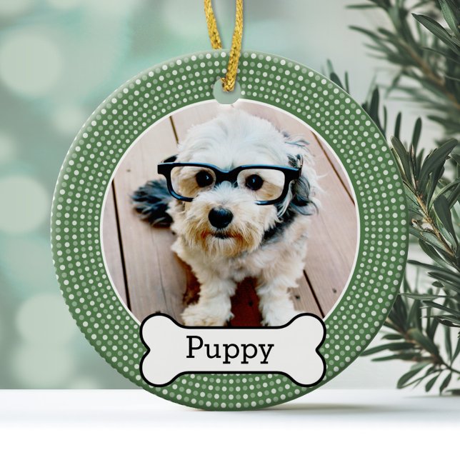 Ornamento De Cerâmica Pet Photo with Dog Bone - bolinhas verdes (A fun pet ornament with a green polka dot border with a dog bone area for the pet name)