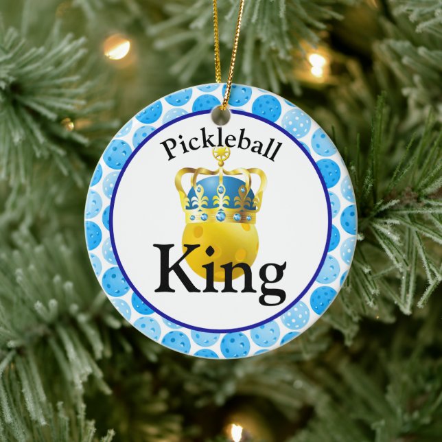 Ornamento De Cerâmica Pickleball King, Pickleball Amarelo Vestindo Uma C (Árvore)